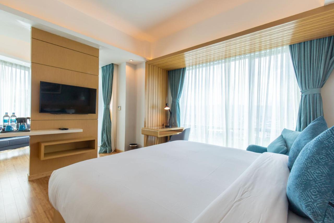 Hotel Siraichuli チトワン エクステリア 写真