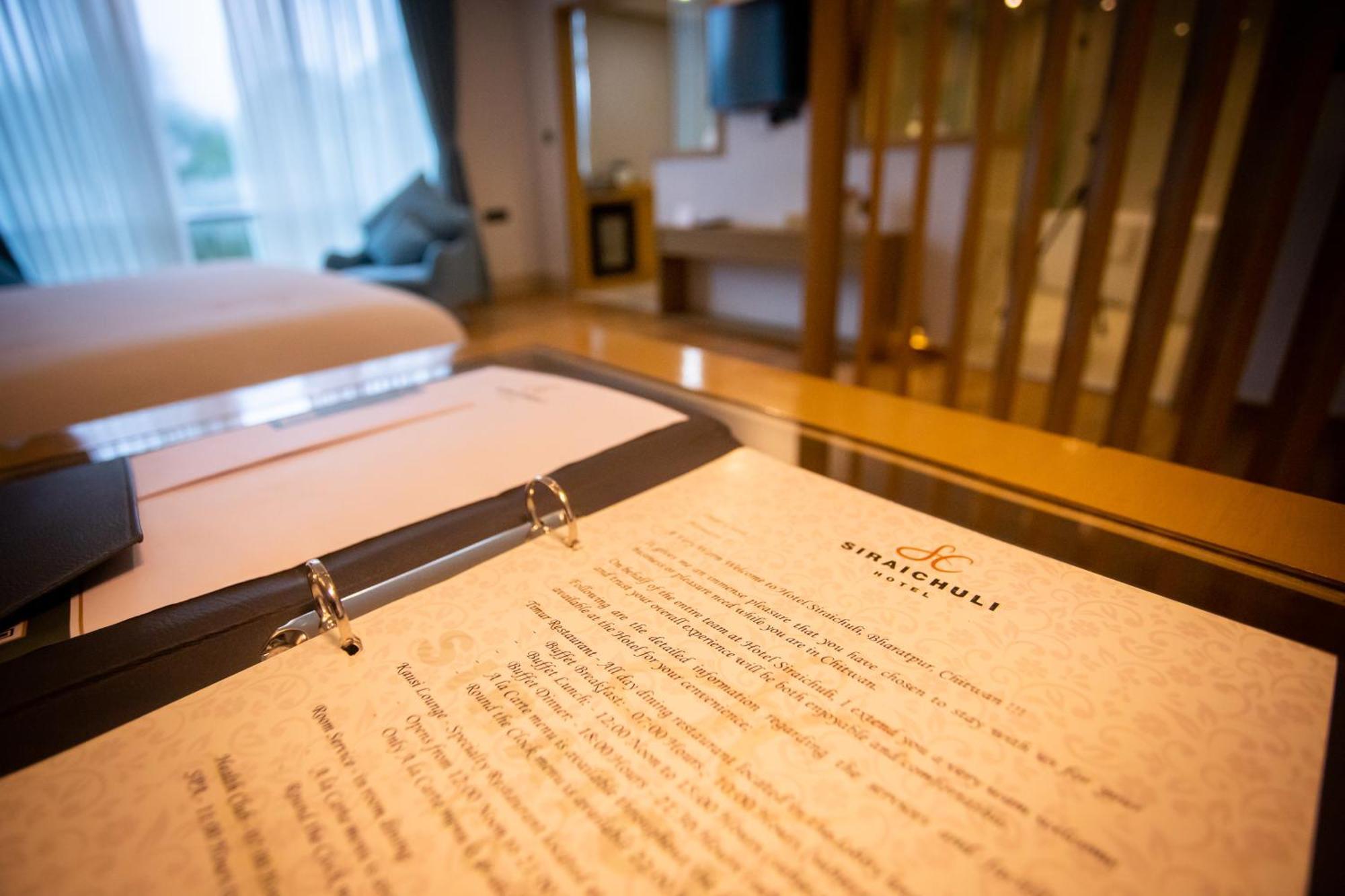 Hotel Siraichuli チトワン エクステリア 写真